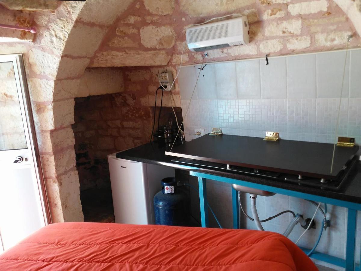 Trullo Francisco Guest House Martina Franca Bagian luar foto